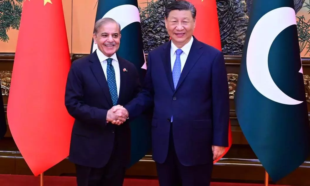 China-Pak Joint Statement Opposes Unilateral Actions to Resolve Outstanding Issues, Including Kashmir China-Pak Joint Statement Opposes Unilateral Actions to Resolve Outstanding Issues, Including Kashmir
