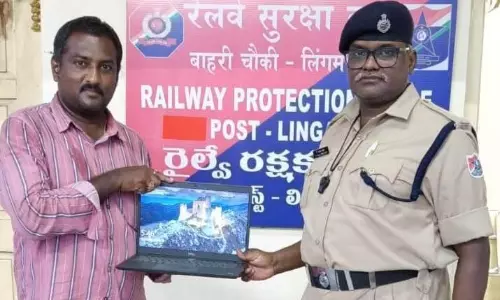 RPF hands over lost electronic goods worth Rs. 42.70 lakh to passengers