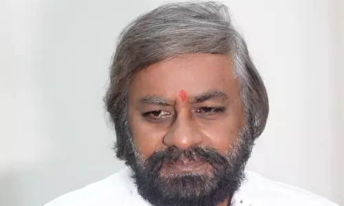 Karnataka Forest and Ecology Minister Dismisses Concerns Over State Guarantee Schemes