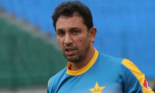 Azhar Mahmood denies rift between skipper Babar and Shaheen Afridi