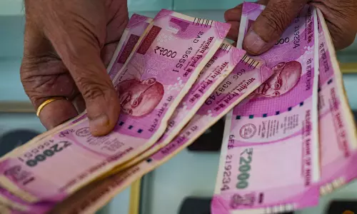 Medical Teachers Demand UGC-Equivalent Pay Scales
