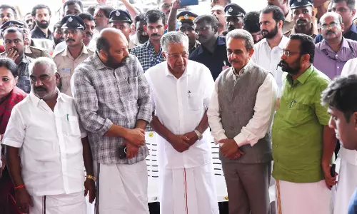 Kerala CM Criticises Centre Over Ministers Kuwait Trip Denial