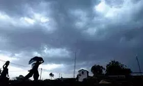 AP: IMD warns of heavy rainfall in Andhra, Yanam