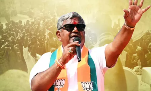 Give an impetus to real estate market: says Gudur