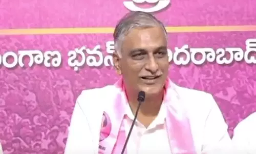 Harish slams Congress govt over delayed salaries, failure to keep job promises