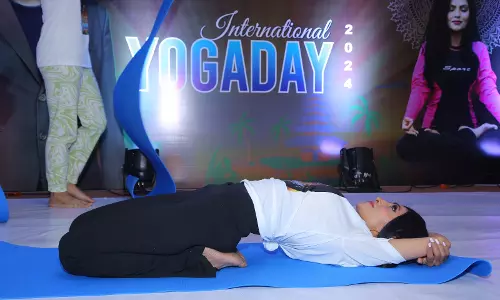 Country Club Unveils VIP platinum global card to mark Yoga Day