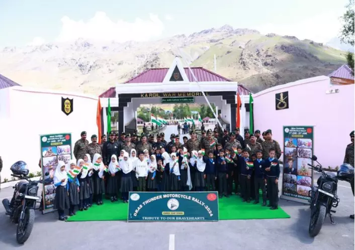 Dras Thunder Motorcycle rally to commemorate Kargil Vijay Diwas Rajat Jayanti concludes Dras Thunder Motorcycle rally to commemorate Kargil Vijay Diwas Rajat Jayanti concludes