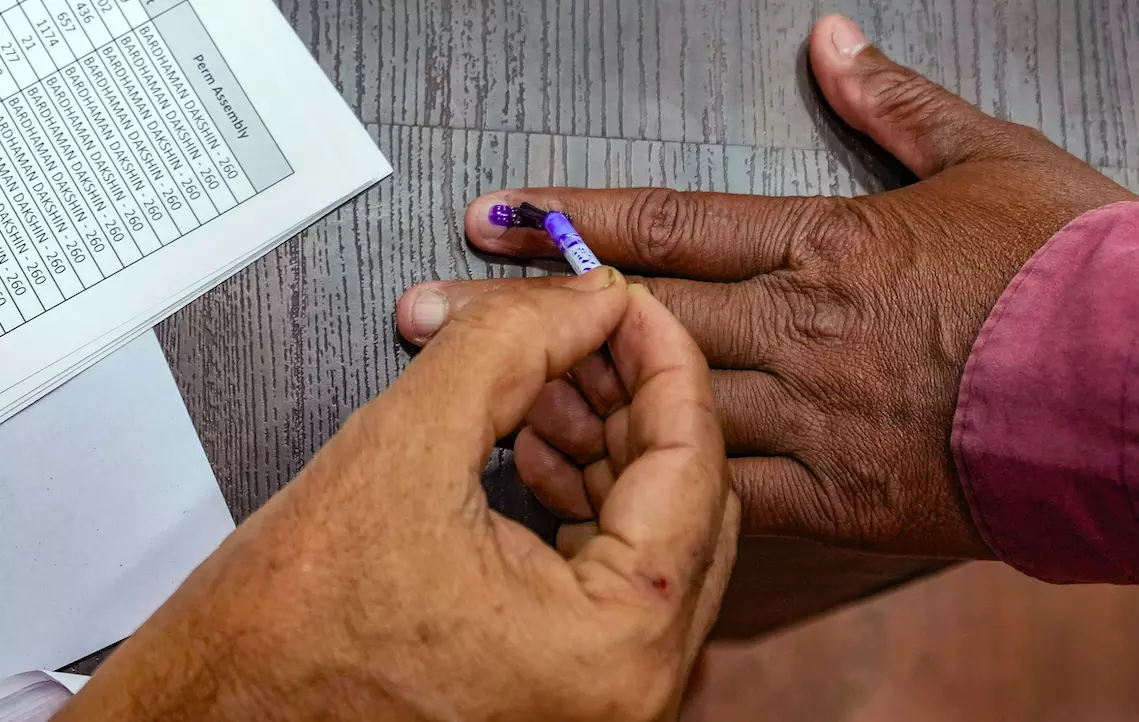 Kerala CPM Worried over OBC Ezhava Vote Shift Kerala CPM Worried over OBC Ezhava Vote Shift