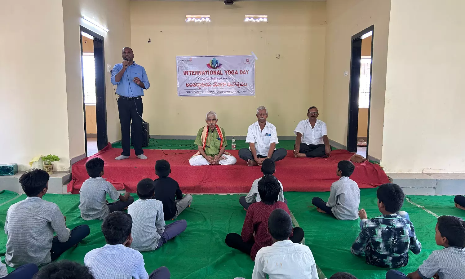 Coromandel International Ltd Marks Yoga Day at Vakalapudi ZPH School in
