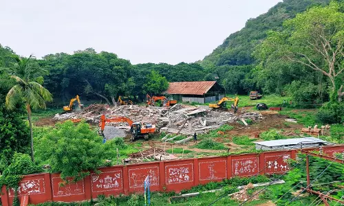 YSRCs under construction central office demolished disregarding court orders: Jagan