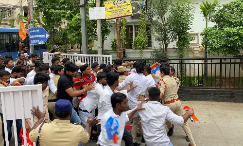 NEET fiasco: Congress, Left affiliated students unions try to lay siege to Kishan Reddy’s house