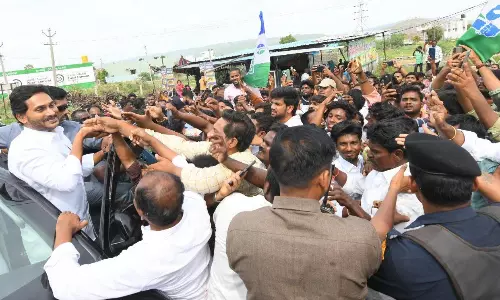 YSRC Worker Breaks Pane at Jagans House