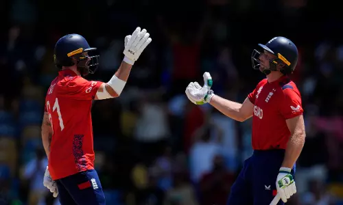Jordan takes 4 American wickets in 1 over as England secures spot in T20 World Cup semifinals