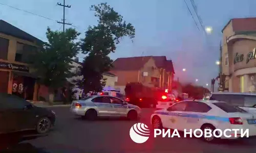 Gunman attacks synagogues, churches in Russia:15 killed