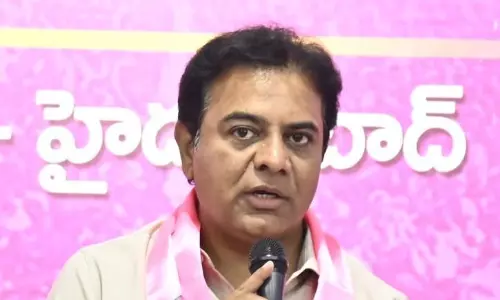 KTR Seeks Rs 25L Ex Gratia to Kin of Weavers Who Died by Suicide