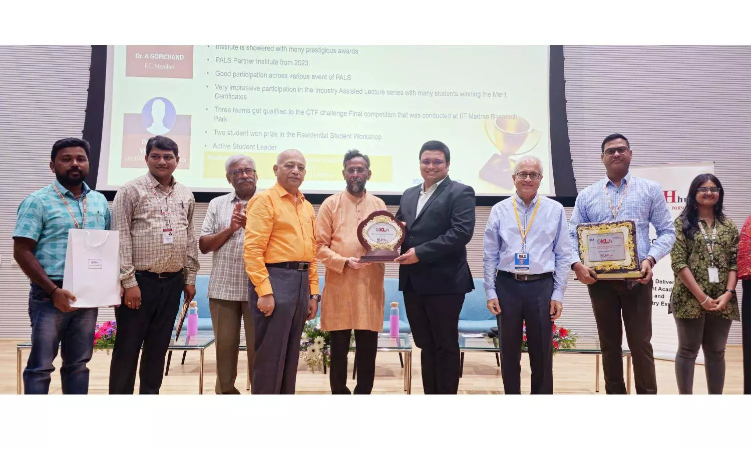 KLH Hyderabad Campus Shines with Outstanding Performance Award KLH Hyderabad Campus Shines with Outstanding Performance Award