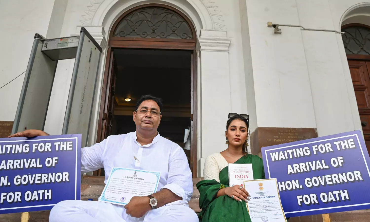 West Bengal: TMC MLAs Stage Dharna, Demand Oath from Governor at Assembly