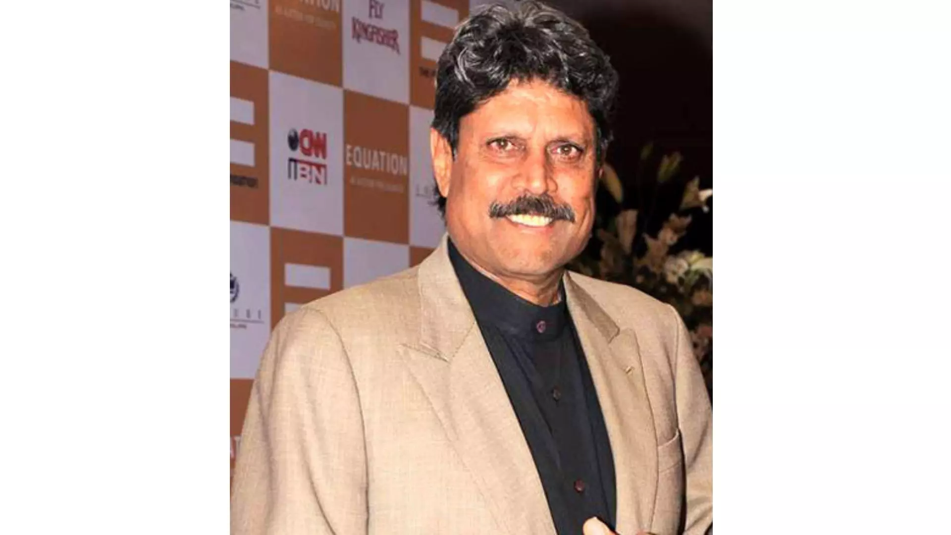 Kapils advice to Team India: Play as team, not individuals to win T20 World Cup Kapils advice to Team India: Play as team, not individuals to win T20 World Cup