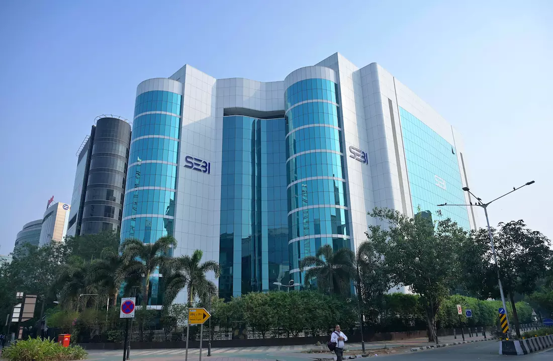 Sebi amends FPIs registration rules Sebi amends FPIs registration rules
