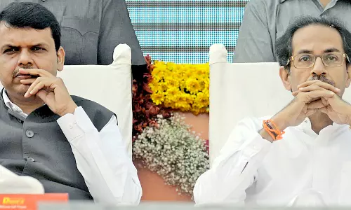 Fadnavis-Uddhav chance elevator encounter lifts political temperature in Maharashtra