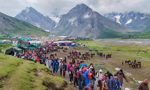 Amid tight security, first batch of Amarnath yatra to leave Jammu on Friday