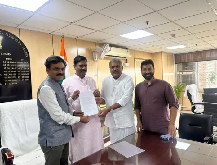 NDA delegation urges justice for Kallakurichi hooch tragedy victims