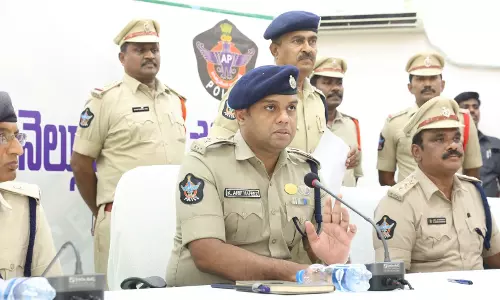 Tirupati and Nellore police crack down on traffic violations