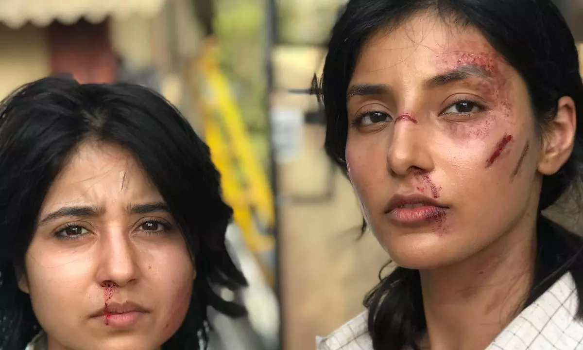Shweta Tripathi Sharma Praises Harshita Gaurs Dedication towards Mirzapur 2