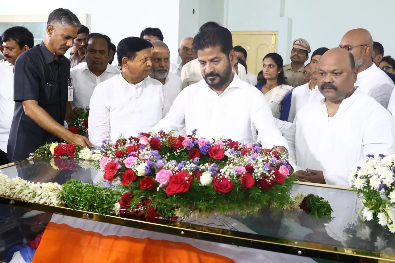 CM Revanth Pays Last Respects to D Srinivas CM Revanth Pays Last Respects to D Srinivas