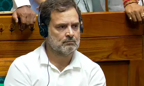 Rahul did not insult Hindutva: Uddhav backs Congress leader amid row