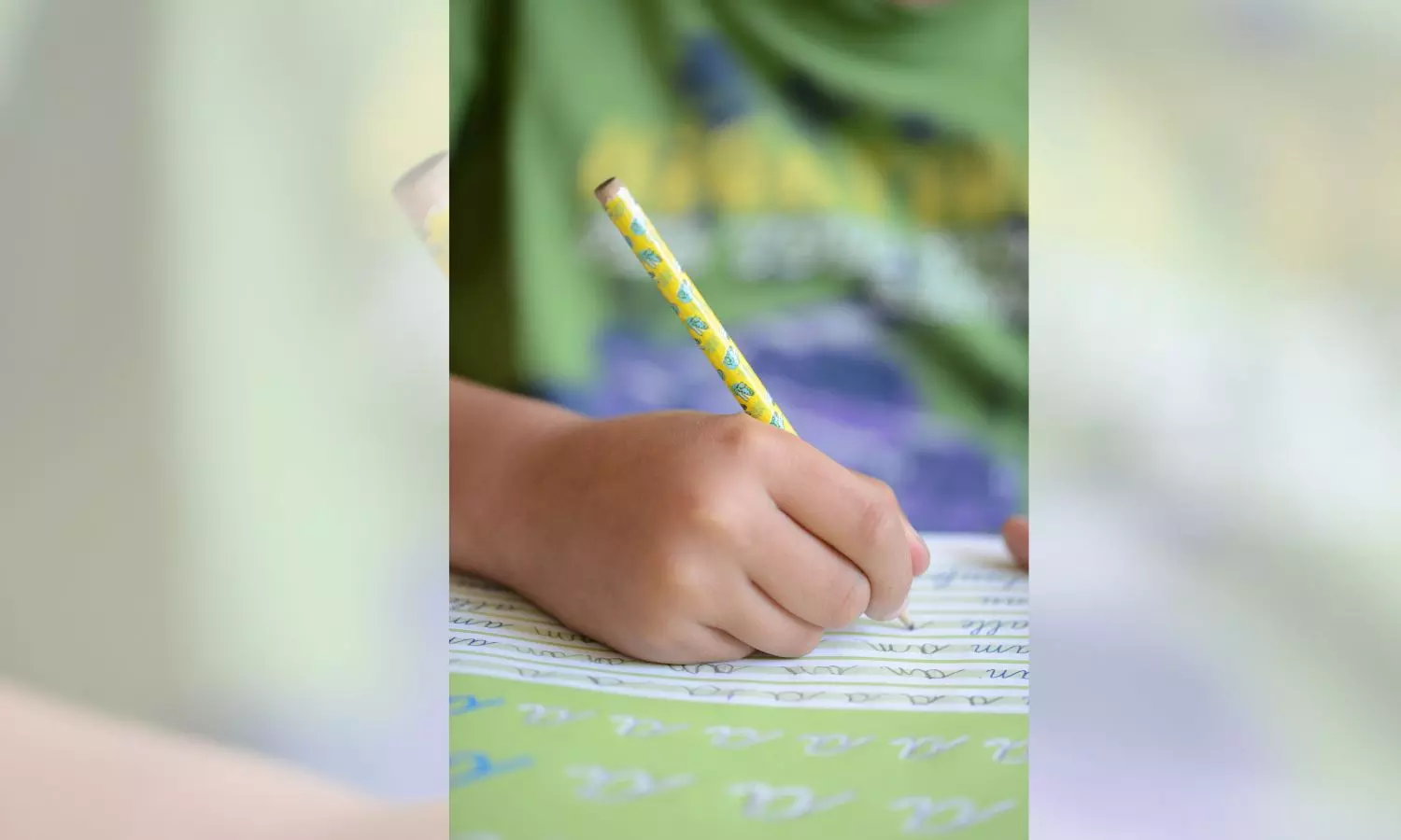 Video of mother doing childs project sparks debate Video of mother doing childs project sparks debate