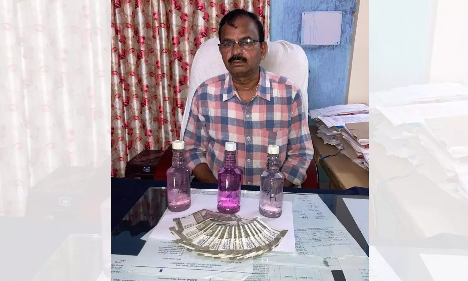 Tahsildar held in graft case in Wanaparthy