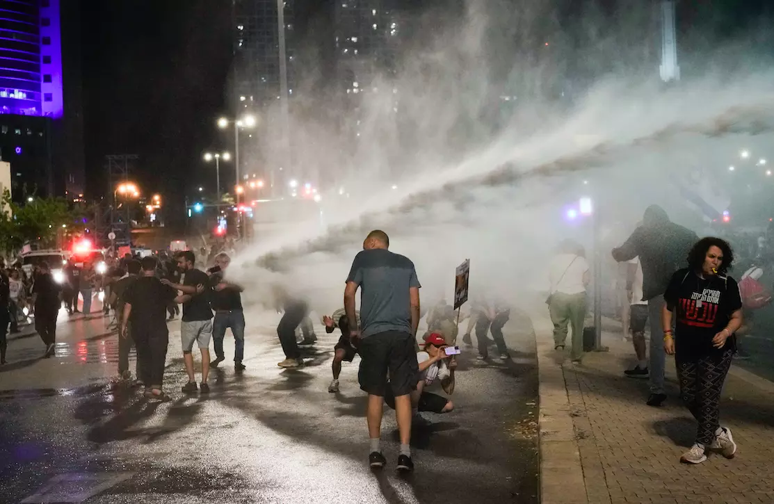 Hamas Agrees to US-Backed Phased Cease-Fire Deal Hamas Agrees to US-Backed Phased Cease-Fire Deal