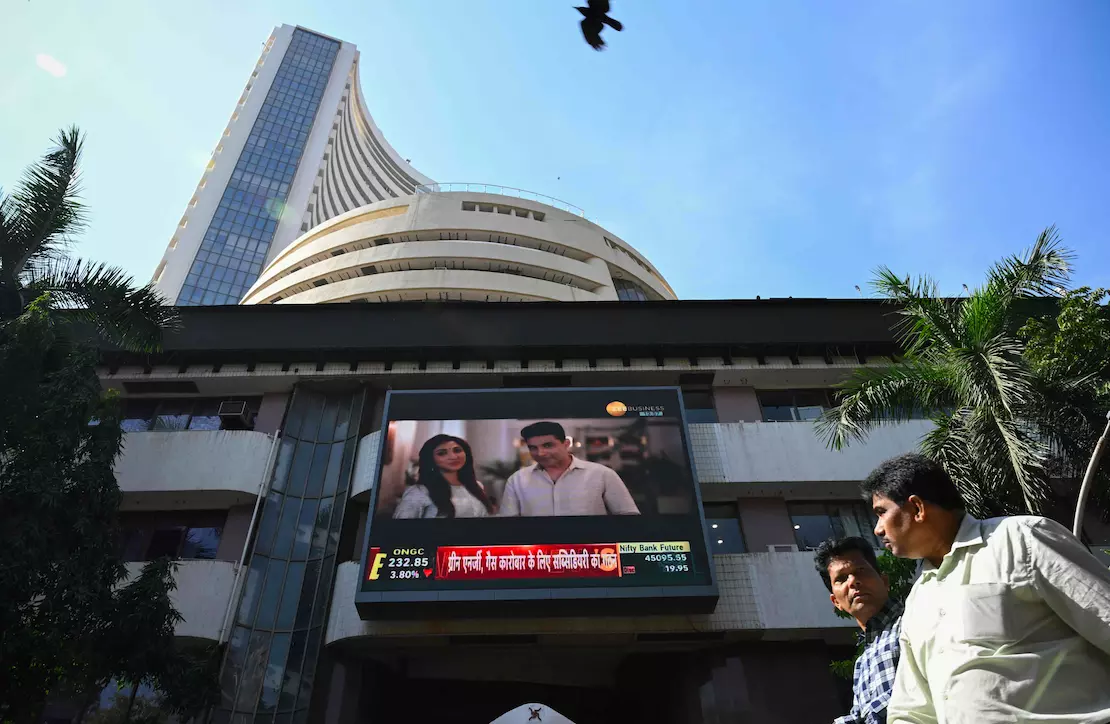CPSEs hold a divestment potential of Rs 11.5 lakh crore CPSEs hold a divestment potential of Rs 11.5 lakh crore
