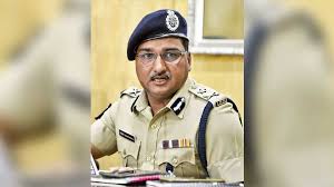 Dcp Riti Raj Disciplinary action initiated against Kolkata CP, DCP for 'maligning ...