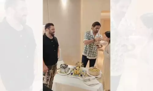 MS Dhoni turns 43, celebrates special day with Sakshi and Salman Khan