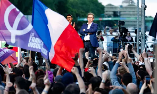 France elections: Left alliance gets most seats over far right