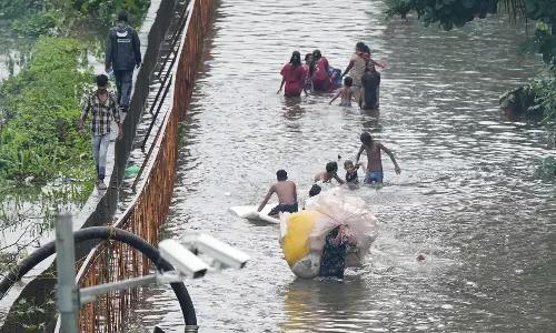 Heavy rain cripples Mumbai, IMD issues alert for Tuesday as well