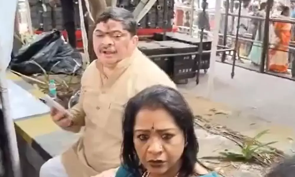 Telangana: Minister Ponnam Protest Over Protocol Breach at Balkampet temple