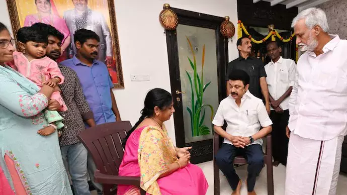 Tamil Nadu CM Stalin, EPS Call on Armstrong’s Family Tamil Nadu CM Stalin, EPS Call on Armstrong’s Family