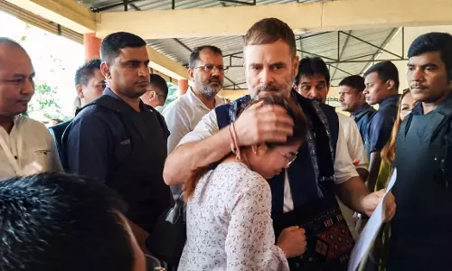 Manipur: Normal life paralyzed in Kuki-Zo areas due to 12-hour shutdown over arrest of 5 Kukis Manipur: Normal life paralyzed in Kuki-Zo areas due to 12-hour shutdown over arrest of 5 Kukis