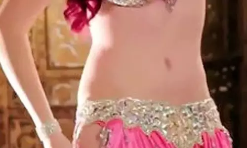 Traditional mujra makes way for obscene and vulgar dances Traditional mujra makes way for obscene and vulgar dances