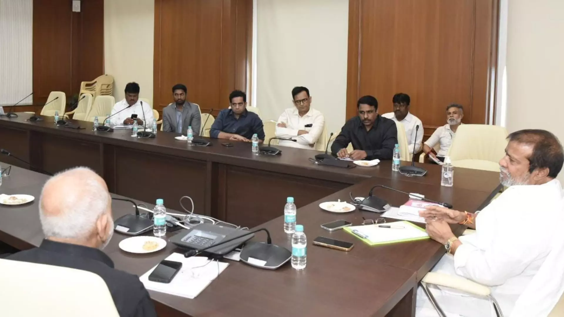Telangana Health Minister Urges Corporate Hospitals to Follow Clinical Act Telangana Health Minister Urges Corporate Hospitals to Follow Clinical Act
