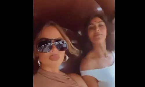 Kim and Khloé Kardashians Rickshaw Adventure in Mumbai
