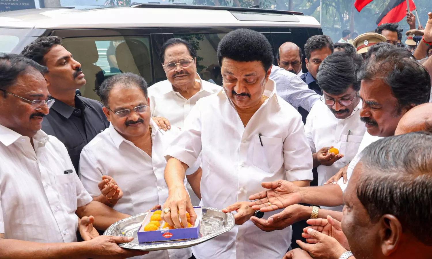 Tamil Nadu: DMK sweeps Vikravandi by-election Tamil Nadu: DMK sweeps Vikravandi by-election