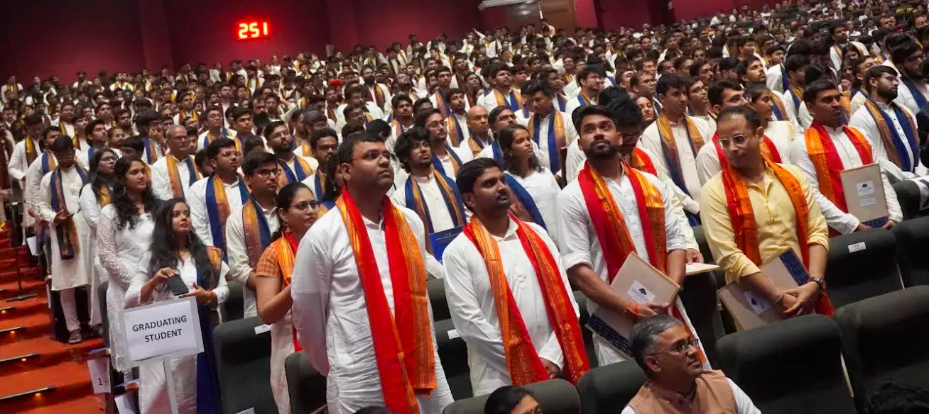 CSIR Director General Urges Graduates to Foster National Pride