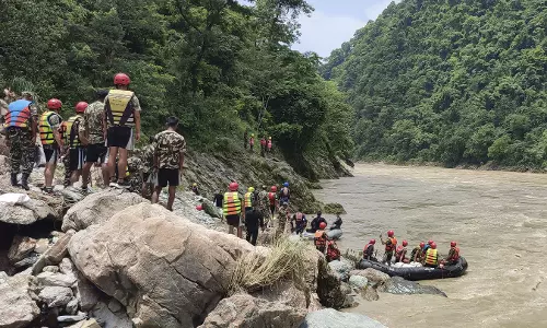 Nepal: Search Underway for 2 Buses with Over 50 People Swept into River