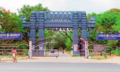 Telangana: Ceiling Collapse at Kakatiya University Hostel Sparks Protests
