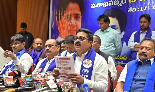 Outside politicians destroying N. Andhra, says ex-DGP