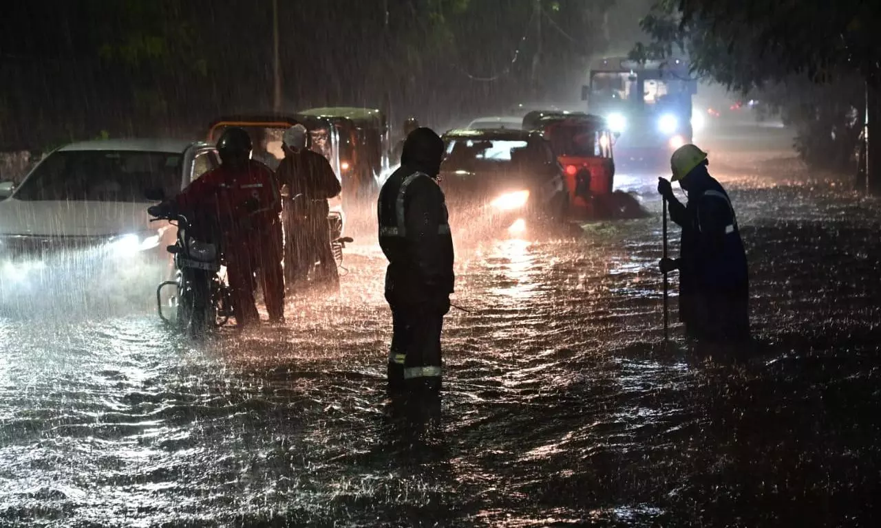 IMD issues red alert for Hyderabad, a few districts in Telangana IMD issues red alert for Hyderabad, a few districts in Telangana